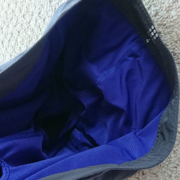 Title Nine Rogue Skort in gray (MINERAL) size 4 - Picture 10 of 12